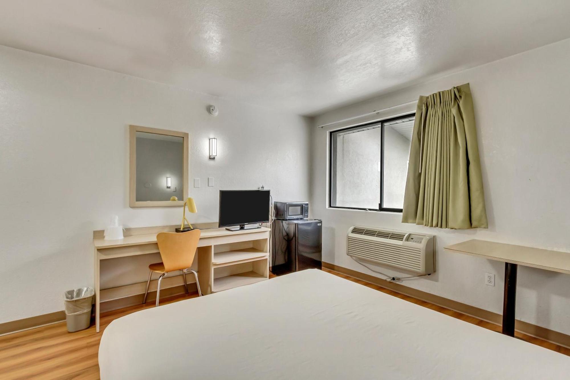 Motel 6 Ogden, Ut- Downtown Esterno foto