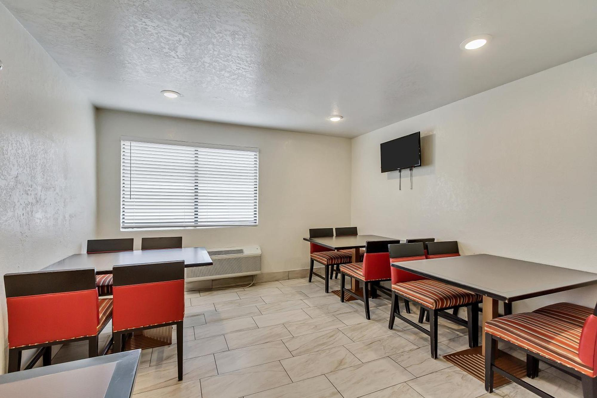 Motel 6 Ogden, Ut- Downtown Esterno foto