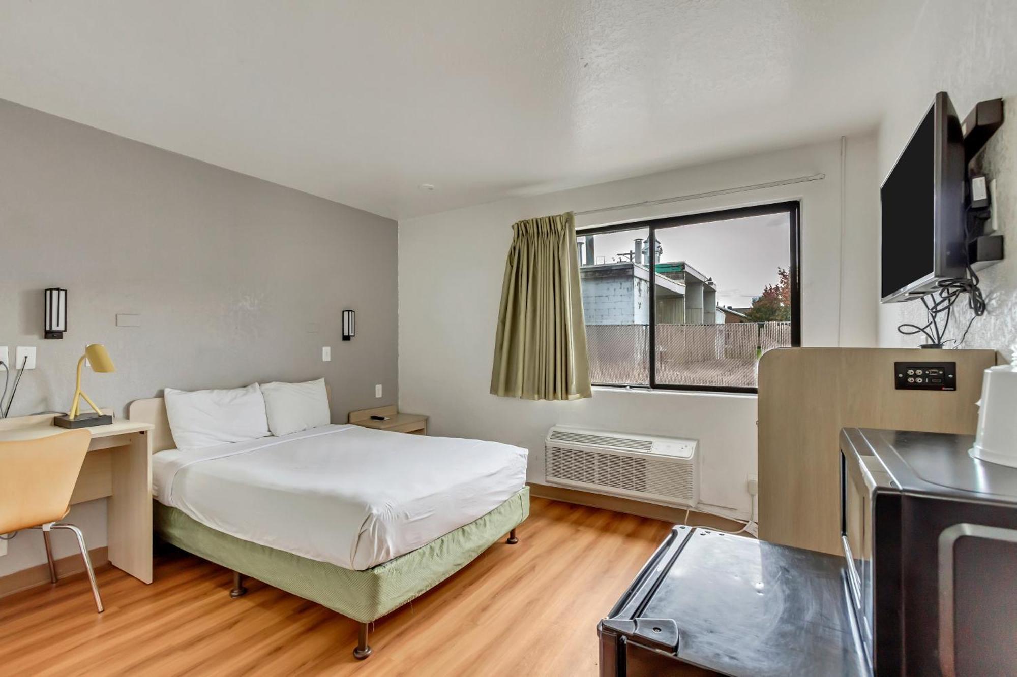 Motel 6 Ogden, Ut- Downtown Esterno foto
